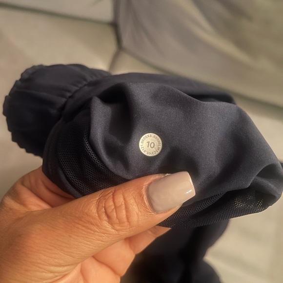 Lululemon Keep Moving Jogger
True Navy size 10 - Picture 10 of 10